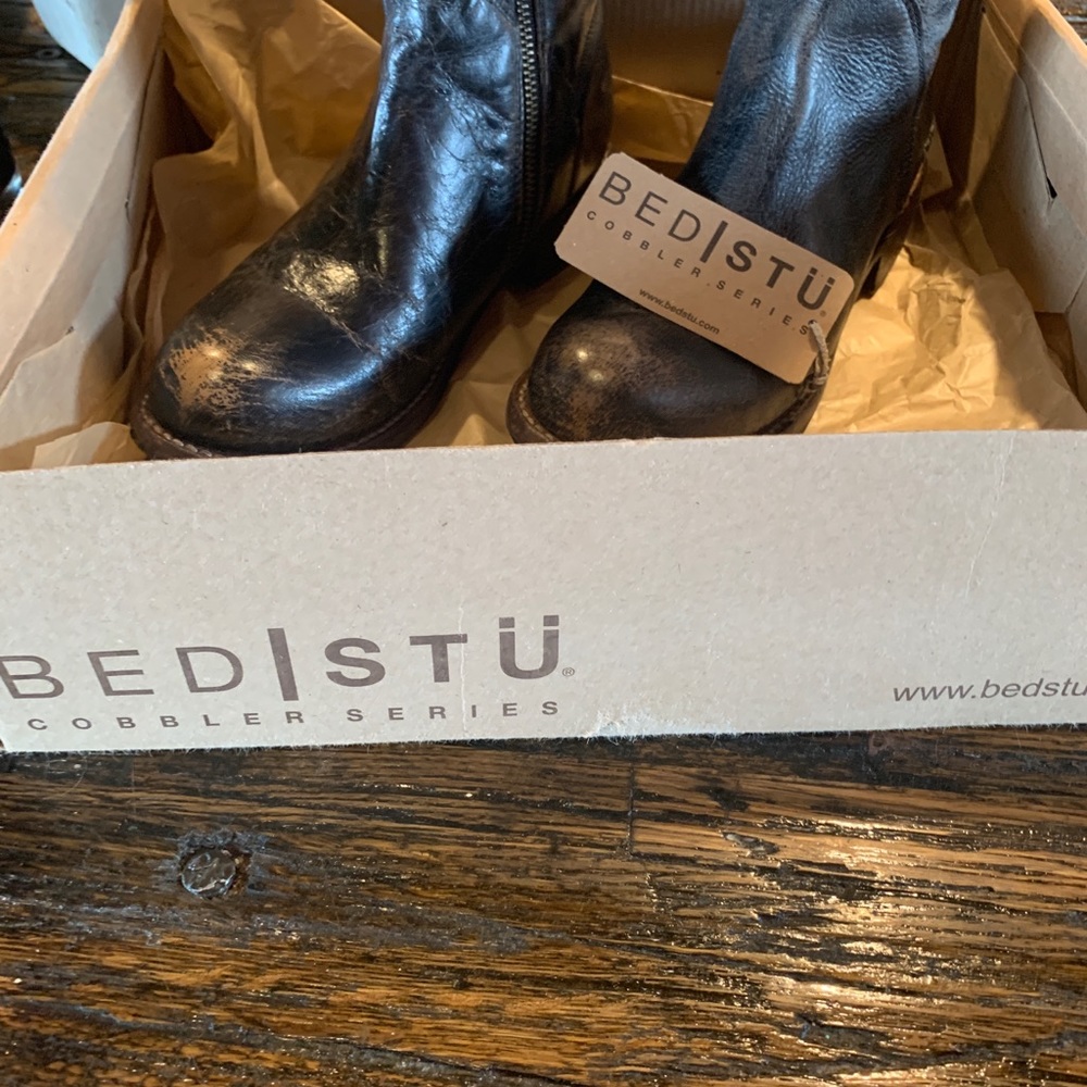 Bed Stu Manchester Tall Lace Boot 7 and 7 1/2 size - Picture 10 of 16